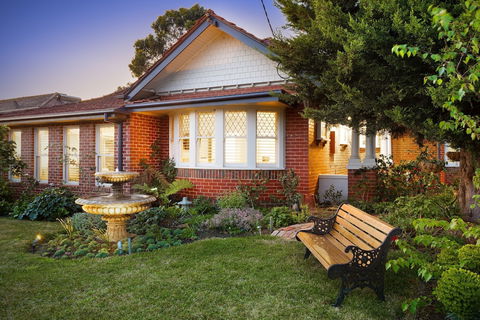 Rosanna Mansion - Accommodation Brisbane 0