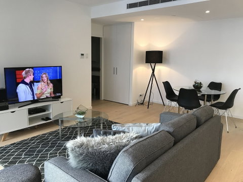 Wyndel Anderson - Accommodation Brisbane 1