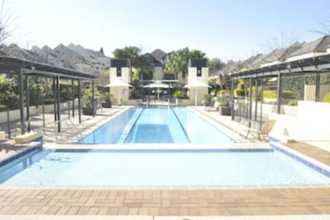 Glebe Fully Furnished 1 BDR Apart 47 ROS - Accommodation Brisbane 0