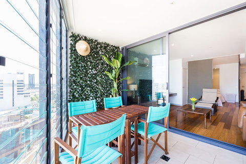 RIVER, 1BDR Melbourne Apartment - Accommodation Brisbane 6