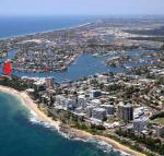 Maui 6 2 BDRM Apt on Parkyn Pde - Accommodation Brisbane