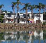 Beachfront 1 25 Willow Street - Accommodation Brisbane