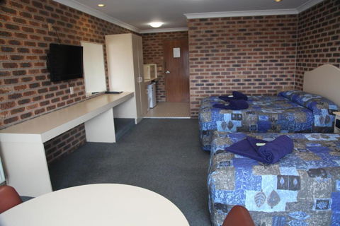 Big Trout Motel - Accommodation Brisbane 6
