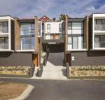 Chilam B Sophisticated style with views to the lake  mountains - Accommodation Brisbane
