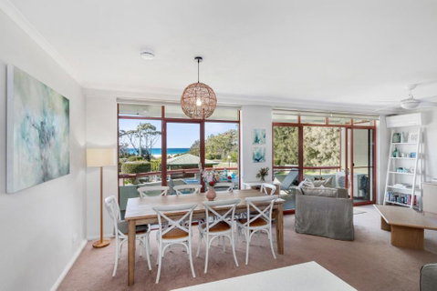 Fathoms 8 Mollymook - Accommodation Brisbane 2