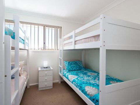 Walk On Birubi 1 / 40 Ocean Ave Pet Friendly WIFI Boat Parking & Water Views - Accommodation Brisbane 2