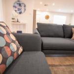 Contemporary â€˜Espritâ€™ With River Reserve Access - Accommodation Brisbane 0