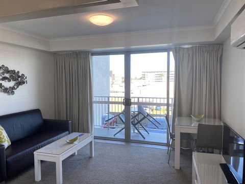 Airtrip Apartments On River Street - Accommodation Brisbane 4
