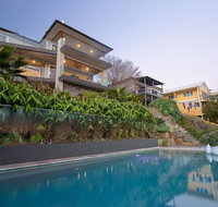 Absolute Waterfront Lakehouse Fishing Point Waterfront Pool Jetty - Accommodation Brisbane