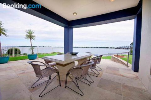 Brookwater Waterfront On Lake Mulwala - Accommodation Brisbane 3