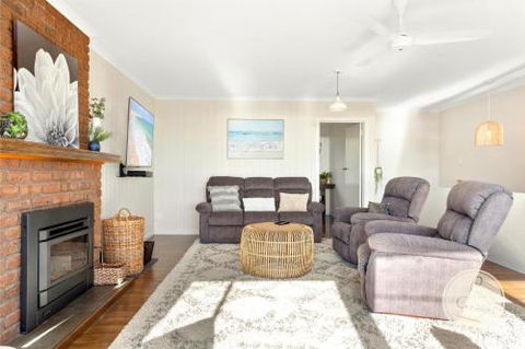 TASSIE SEASIDE SERENITY LAbode Accommodation - Accommodation Brisbane 6