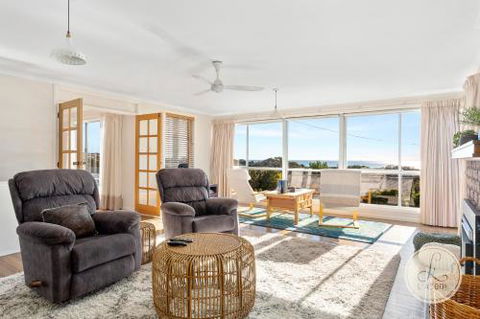 TASSIE SEASIDE SERENITY LAbode Accommodation - Accommodation Brisbane 0