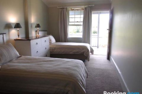 Old Schoolmasters Cottage On The Barrington River - Accommodation Brisbane 6