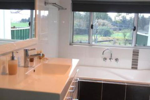 Old Schoolmasters Cottage On The Barrington River - Accommodation Brisbane 4