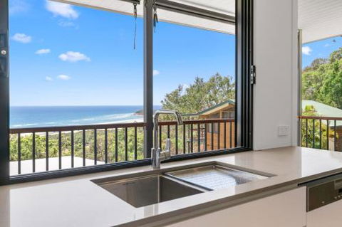 Tramican Street House - Accommodation Brisbane 3