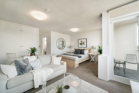 Bright And Sunny Studio Apartment - Accommodation Brisbane 3