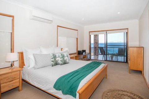 Panoramic Views 170 Mitchell Pde - Accommodation Brisbane 6