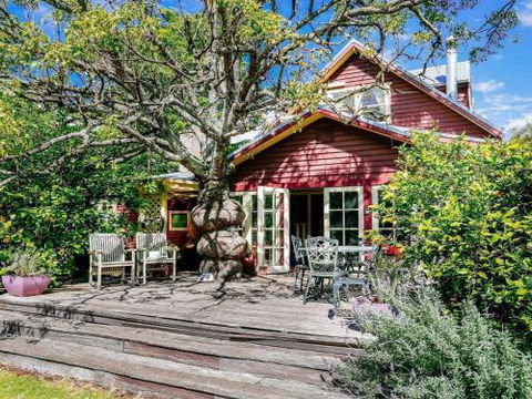 LAVENDER COTTAGE Alpine Southern Highlands 4pm Check Out Sundays - Accommodation Brisbane 0