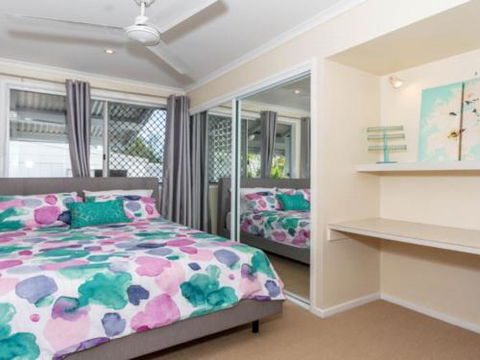 Dog Lovers Retreat Beachmere - Accommodation Brisbane 2