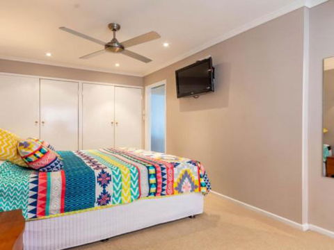 Dog Lovers Retreat Beachmere - Accommodation Brisbane 6