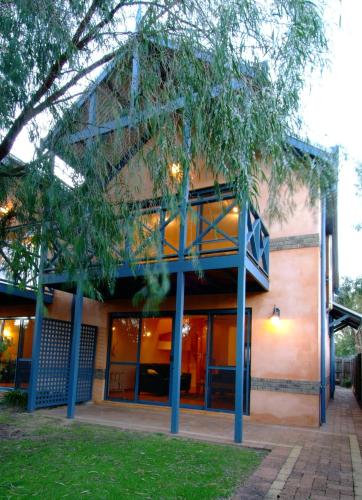 Beach Casa - Accommodation Brisbane 6