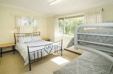 Jetty Jaunt - Accommodation Brisbane 2