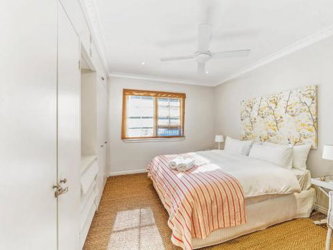 Elandra Absolute Beach Front Luxury - Accommodation Brisbane 2