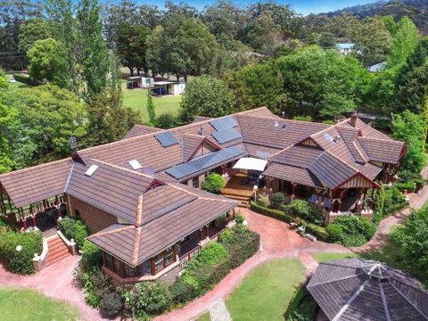 THE ELMS Berry Berry & Surrounds 4pm Check Out Sundays - Accommodation Brisbane 4