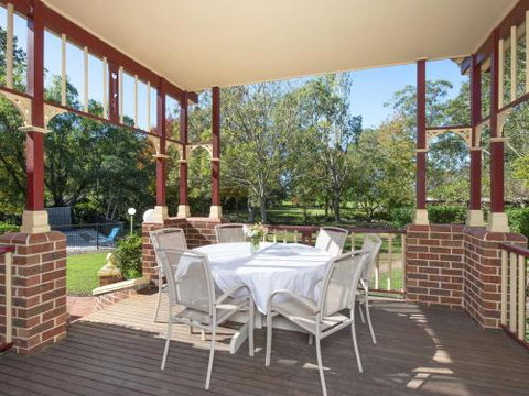 THE ELMS Berry Berry & Surrounds 4pm Check Out Sundays - Accommodation Brisbane 1