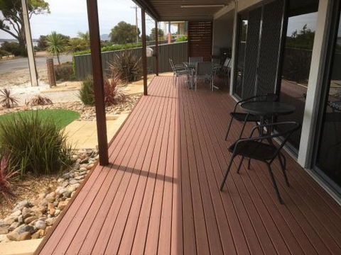Almonta Apartments On The Water Front - Accommodation Brisbane 1