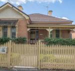 Meltham on March - Accommodation Brisbane