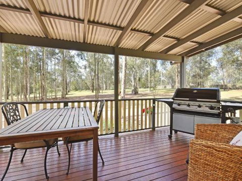 Olive Grove Villa 3 Suite With Large Bath - Accommodation Brisbane 3