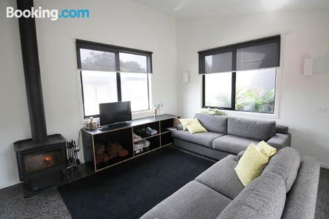3 Anderson Avenue Sandy Point - Accommodation Brisbane 4