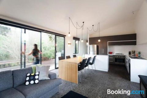 3 Anderson Avenue Sandy Point - Accommodation Brisbane 3