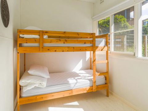 BOMBORA Gerroa 4pm Check Out Sundays - Accommodation Brisbane 3