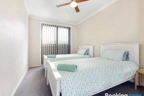 SURF BEACH DREAMS Kiama & Surrounds 4pm Check Out Sundays - Accommodation Brisbane 4