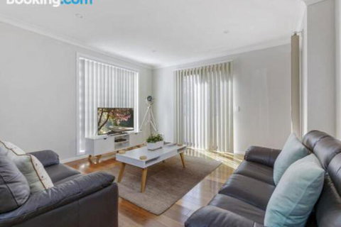 SURF BEACH DREAMS Kiama & Surrounds 4pm Check Out Sundays - Accommodation Brisbane 2