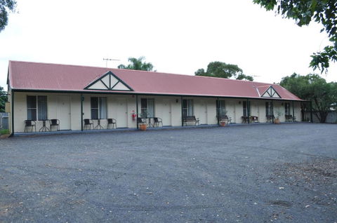 Bungalow Motel - Accommodation Brisbane 5
