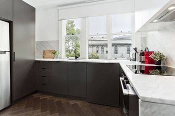 Stylish & Grand Potts Point H354 - Accommodation Brisbane 1