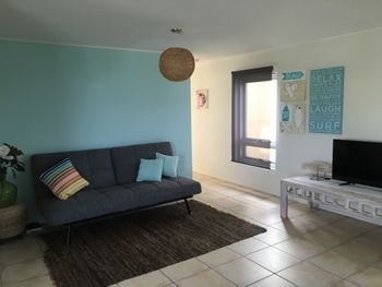 Headlands 24 - Accommodation Brisbane 2