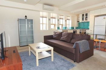 2 Beds 2 Baths FREE Car Park. Behind State Library - Accommodation Brisbane 0