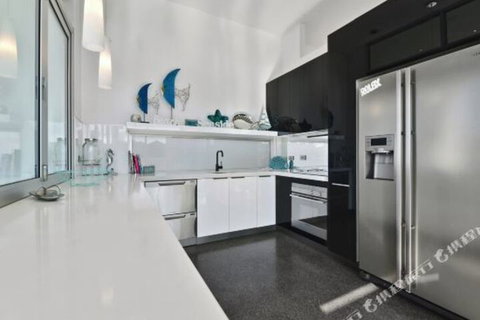 The Accommodation Group â€“ Glasshouse On Bentley Bridport - Accommodation Brisbane 2