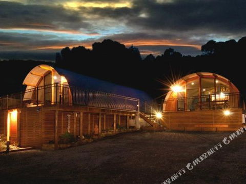 Bruny Island Accommodation 43 Degrees Beachside Studio Spa Apartments (1) - Accommodation Brisbane 0
