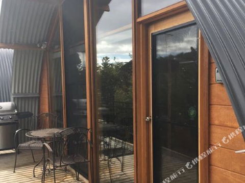 Bruny Island Accommodation 43 Degrees Beachside Studio Spa Apartments (1) - Accommodation Brisbane 4