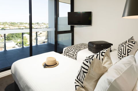R Hotel Geelong - Accommodation Brisbane 2