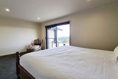 A Vista, Townhouse 1 - Accommodation Brisbane 5