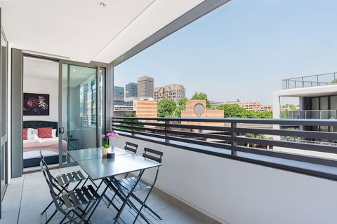 Apartment Darling Harbour - Hay Street - Accommodation Brisbane 0