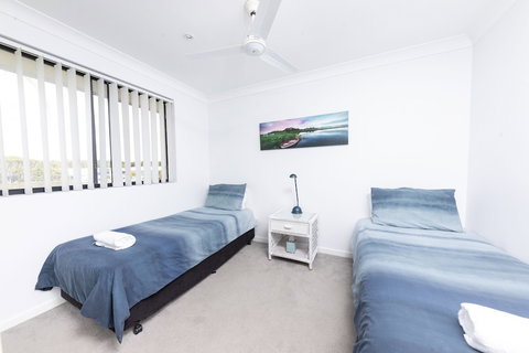 Hi Surf Unit 3 - Accommodation Brisbane 3