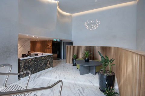 Modern 2 Bedroom Potts Point Apartment - Accommodation Brisbane 3