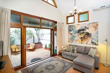 Private 1 Bdr Retreat Annandale ANDLE - Accommodation Brisbane 0